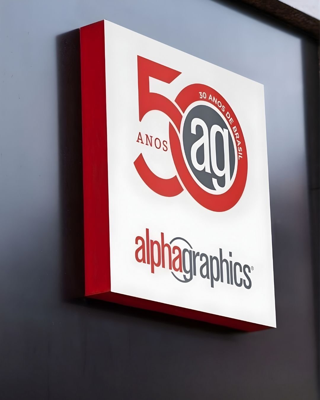 Serviço de Comunicação Visual da AlphaGraphics Jardins